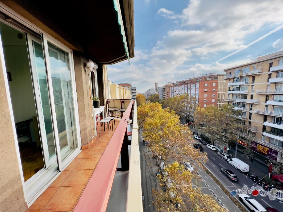Your Second Home In Barcelona With Private Room And Private Bathroom Close To Montjuic, Pl Espana, La Rambla, Ferry Port Luaran gambar